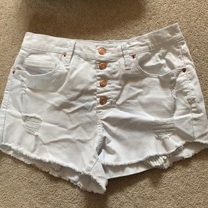 Mudd White jean shorts